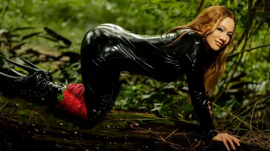 Live Webcam Performance - Watch DayanaMoss