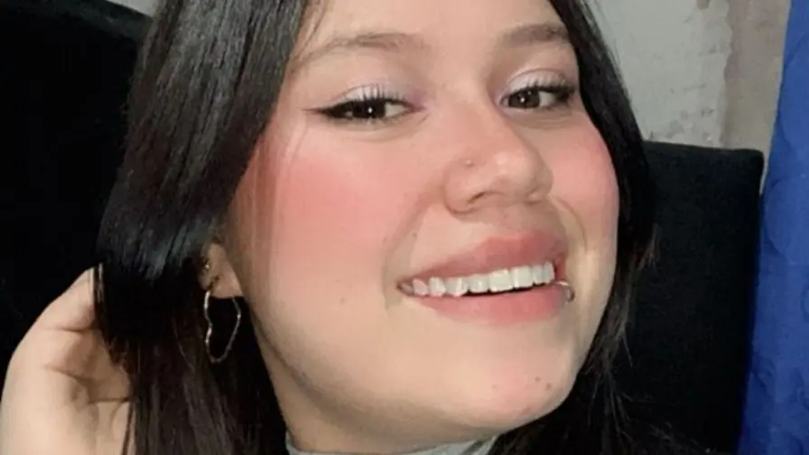 Live Webcam Performance - Watch MarianSand