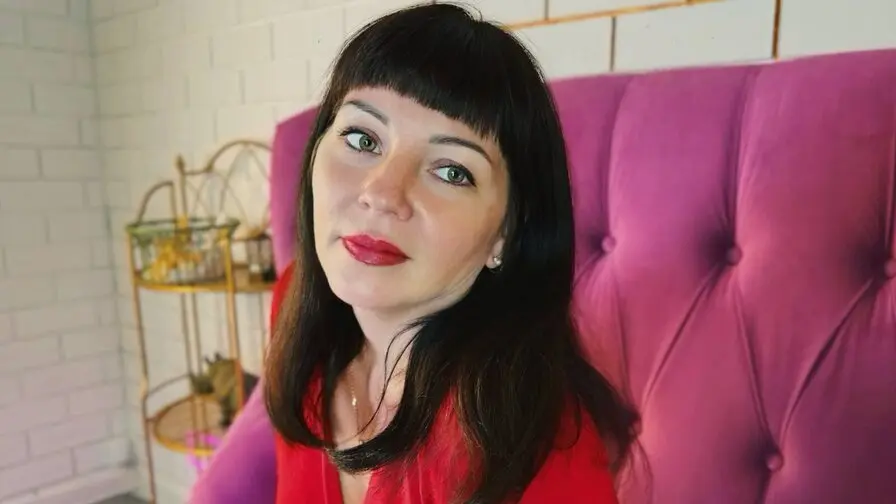 Live Webcam Performance - Watch RosaReed