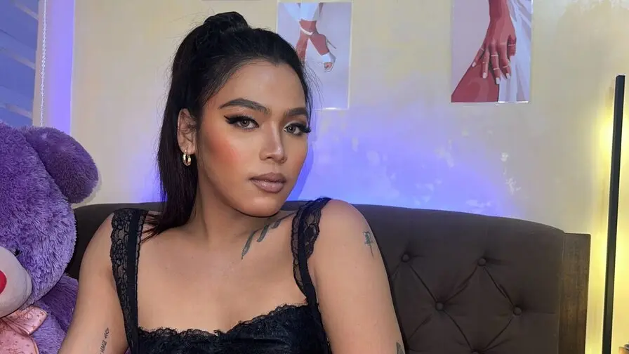 Live Webcam Performance - Watch ValerieLambert