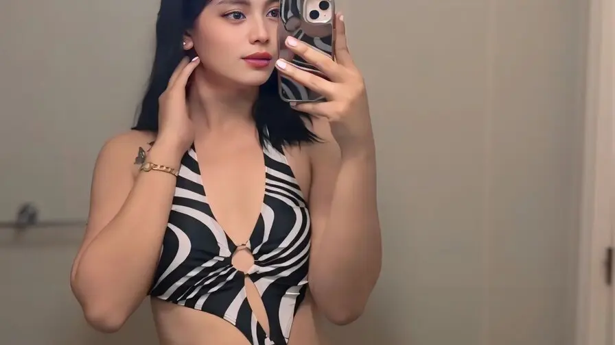 Live Webcam Performance - Watch YassiFruehwald